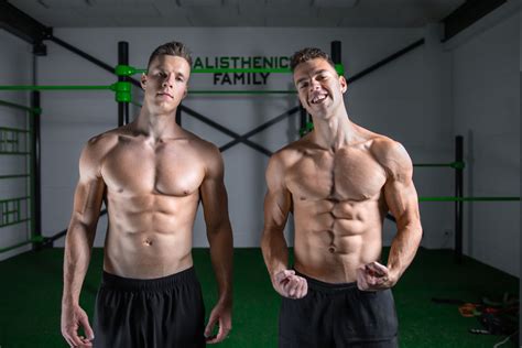 Does calisthenics build muscle. Things To Know About Does calisthenics build muscle. 